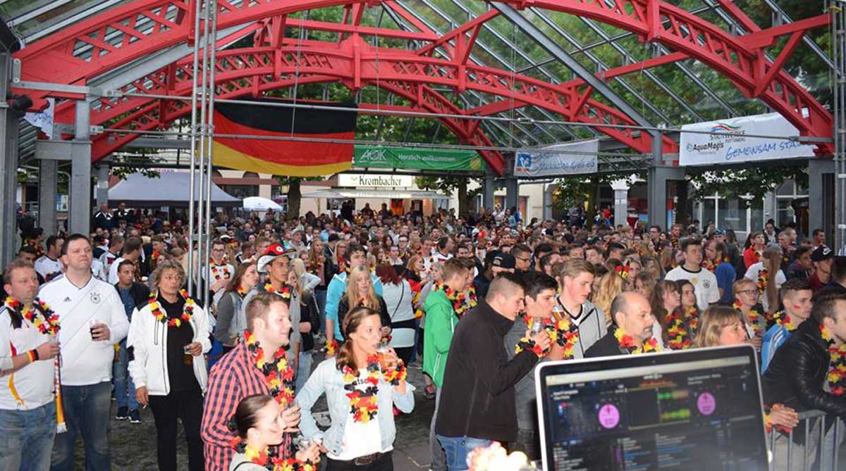 700 Fans am "Alten Markt"