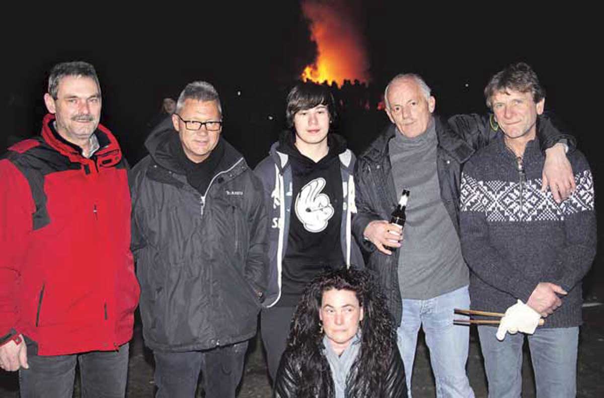 Osterfeuer am Katzenbusch